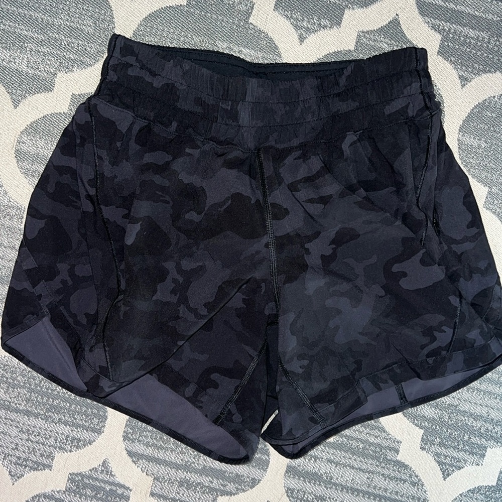 Lululemon Track That 5” inseam mid rise short